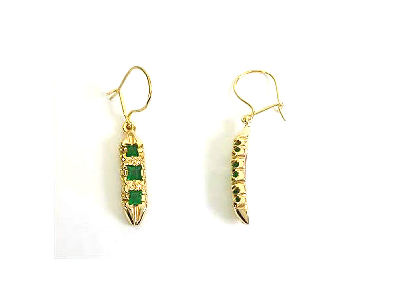 9CT GOLD, SQUARE EMERALD, ANTIQUE STYLE DROP EARRINGS